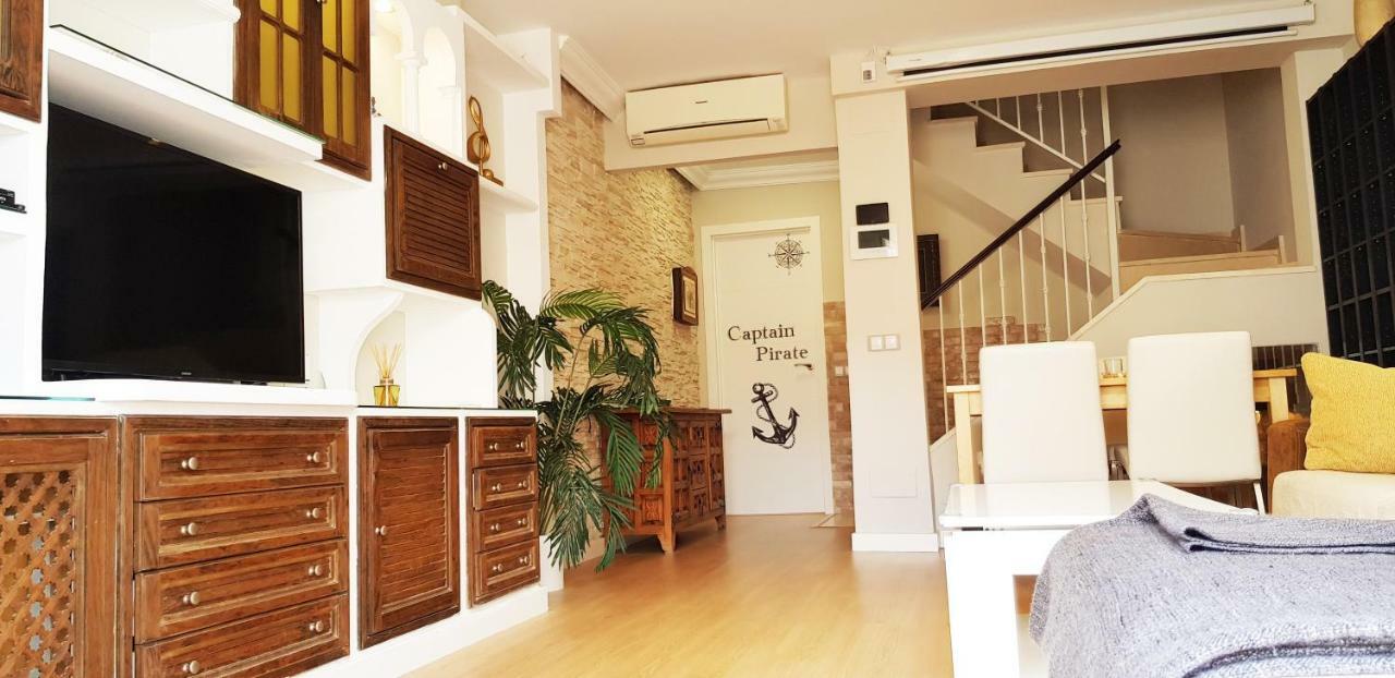 شقة Apartamento Duplex Frente Al Mar Paseo Maritimo توريمولينوس المظهر الخارجي الصورة