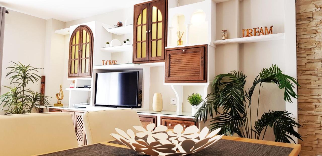 شقة Apartamento Duplex Frente Al Mar Paseo Maritimo توريمولينوس المظهر الخارجي الصورة